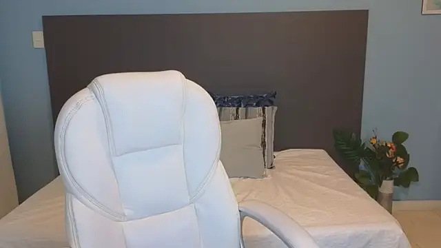 maiaa ruiz online show from 25, 2, 2025