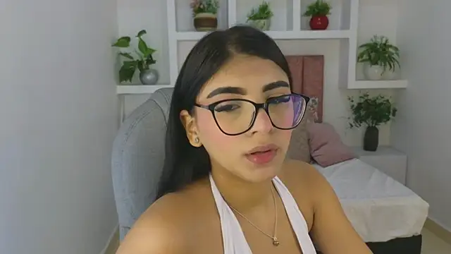 Snapshot of maiaa_ruiz chatting on 23, 5, 2026 maiaa ruiz online show from 23, 5, 2026