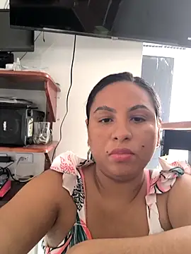 Snapshot of Francesca_ferrari chatting on 28, 4, 2026 Francesca ferrari online show from 28, 4, 2026