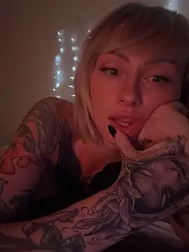 Snapshot of haileyhope_ chatting on 26, 10, 2025 haileyhope  online show from 26, 10, 2025