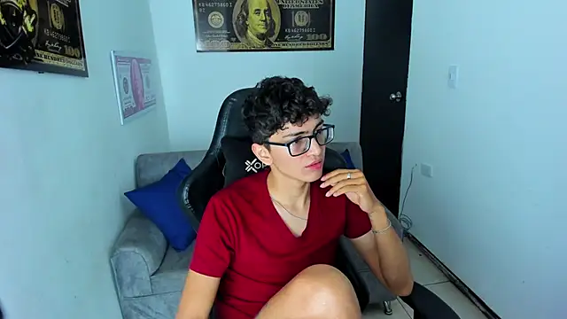 TylerWhite  online show from 7, 2, 2025