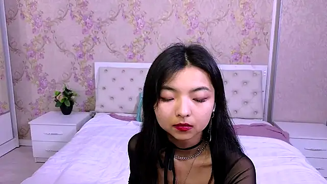 Shy Kira online show from 3, 12, 2024