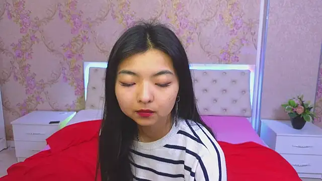 Shy Kira online show from 15, 1, 2025