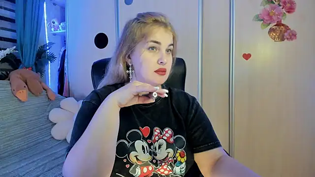 CoraSwon online show from 15, 2, 2026