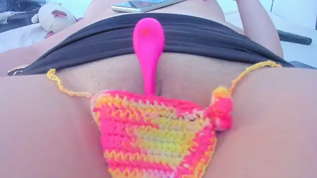 Snapshot of KarelySexy chatting on 18, 7, 2026 KarelySexy online show from 18, 7, 2026
