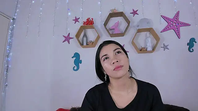 Snapshot of Emiily_Parkerr chatting on 28, 12, 2024 Emiily Parkerr online show from 28, 12, 2024