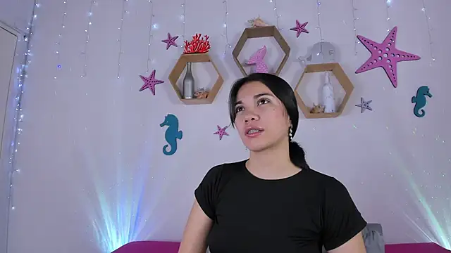 Snapshot of Emiily_Parkerr chatting on 14, 3, 2025 Emiily Parkerr online show from 14, 3, 2025