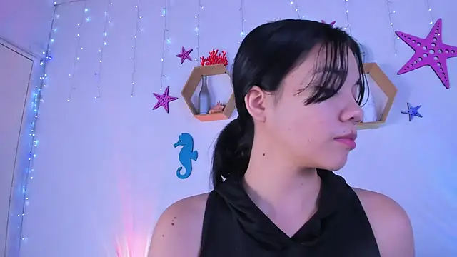 Snapshot of Emiily_Parkerr chatting on 26, 9, 2025 Emiily Parkerr online show from 26, 9, 2025