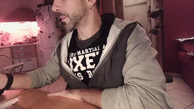 Snapshot of fenicexxx chatting on 2, 12, 2024 fenicexxx online show from 2, 12, 2024