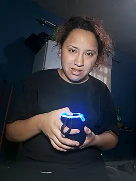 Snapshot of vulgovic_ chatting on 8, 9, 2025 vulgovic online show from 8, 9, 2025