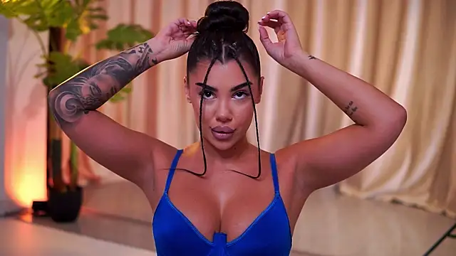 NatyDesiree online show from 30, 7, 2026