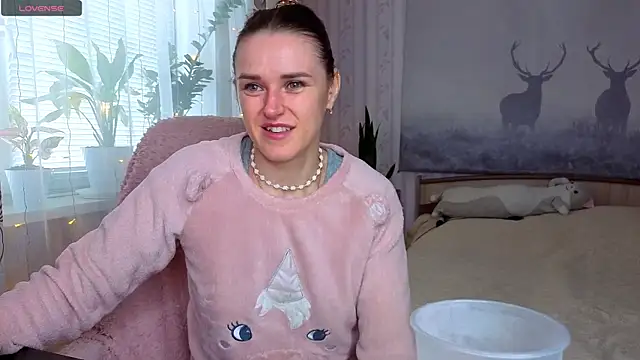 Snapshot of Bella__Swoon chatting on 15, 5, 2026 Bella Swoon online show from 15, 5, 2026