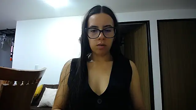 Snapshot of Mariam_Gomezxxx chatting on 4, 5, 2026 Mariam Gomezxxx online show from 4, 5, 2026
