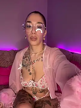 Chachou000 online show from 10, 2, 2025