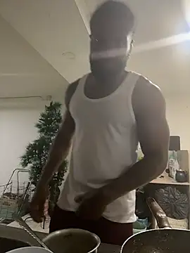 Snapshot of BL4CKBUNY chatting on 11, 11, 2025 BL4CKBUNY online show from 11, 11, 2025