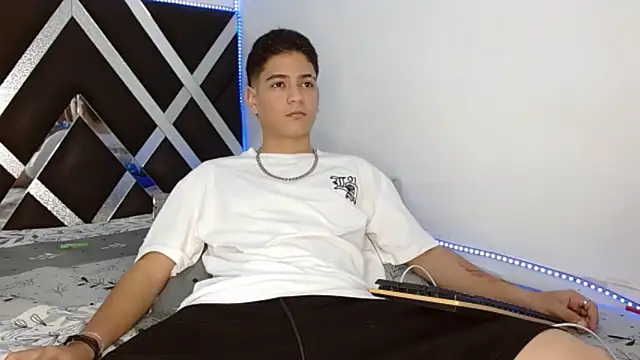 Levy Steve online show from 22, 3, 2026