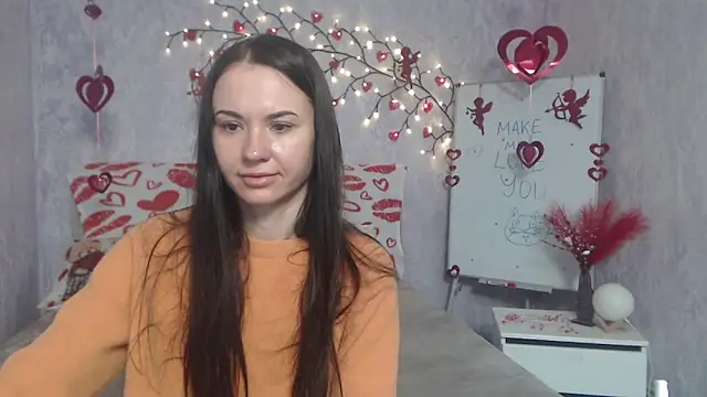 KaraCriegs online show from 8, 2, 2026