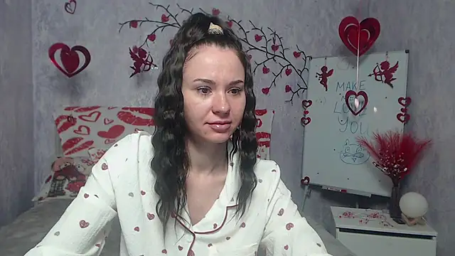 KaraCriegs online show from 14, 2, 2026