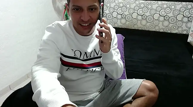 Snapshot of Bamban1419_ chatting on 4, 2, 2025 Bamban1419  online show from 4, 2, 2025