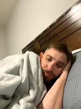 Snapshot of caliguy37 chatting on 29, 10, 2025 caliguy37 online show from 29, 10, 2025