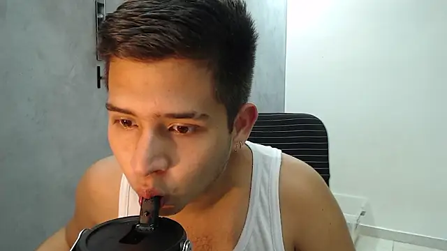 Snapshot of harold_18_ chatting on 13, 2, 2026 harold 18 online show from 13, 2, 2026