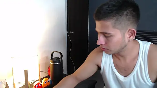 Snapshot of harold_18_ chatting on 2, 3, 2026 harold 18 online show from 2, 3, 2026