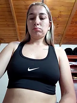 Snapshot of Iris_love18 chatting on 9, 2, 2026 Iris love18 online show from 9, 2, 2026