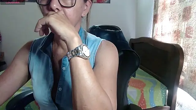 Snapshot of horny_paty chatting on 29, 4, 2026 horny paty online show from 29, 4, 2026