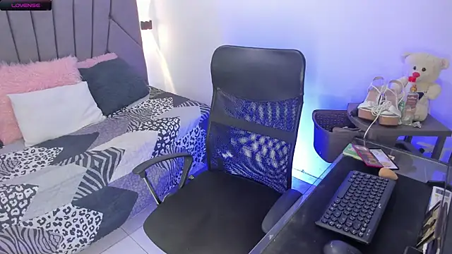 shannonbbw online show from 18, 9, 2025