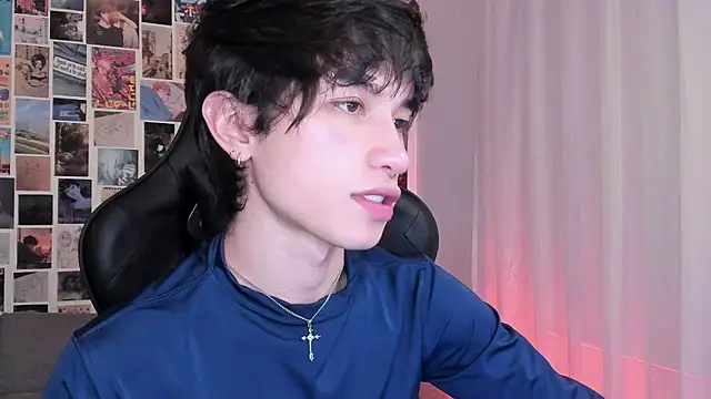 Snapshot of liamelf chatting on 11, 3, 2025 liamelf online show from 11, 3, 2025