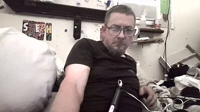 Snapshot of samnmike chatting on 1, 4, 2026 samnmike online show from 1, 4, 2026