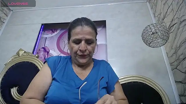 Snapshot of karito_mature17 chatting on 13, 6, 2026 karito mature17 online show from 13, 6, 2026
