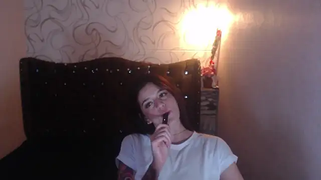 LiaHarryis online show from 9, 3, 2025