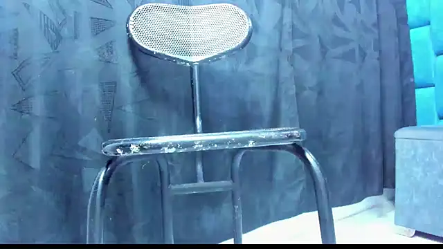 Snapshot of monsterdick_22cm chatting on 6, 6, 2026 monsterdick 22cm online show from 6, 6, 2026