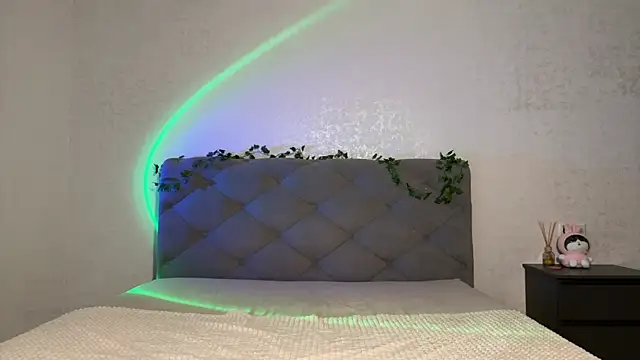 GracefulCharm online show from 23, 2, 2026