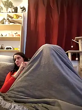 LauraBaby online show from 27, 10, 2025