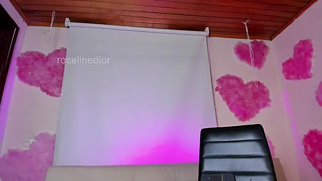 roselinedior online show from 24, 2, 2025