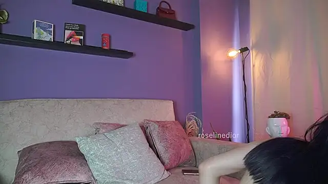 Snapshot of roselinedior chatting on 18, 6, 2026 roselinedior online show from 18, 6, 2026