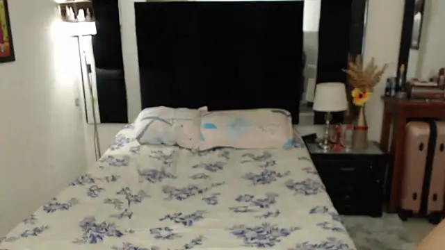 CATRINA-83 online show from 22, 11, 2025