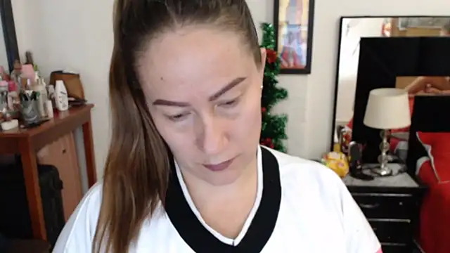 CATRINA-83 online show from 5, 12, 2025