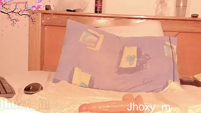 Jhoxy M online show from 12, 2, 2025