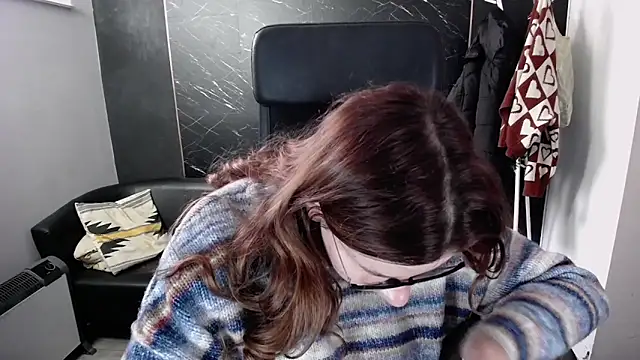 littleviki7 online show from 27, 10, 2025