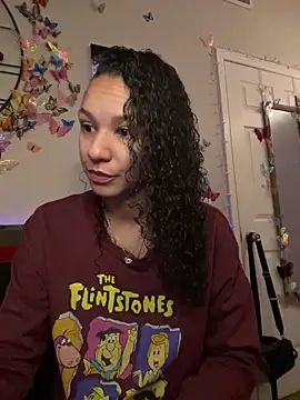 Snapshot of _Neeka_ chatting on 21, 12, 2024 Neeka online show from 21, 12, 2024