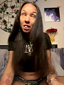 Snapshot of _Neeka_ chatting on 22, 10, 2025 Neeka online show from 22, 10, 2025