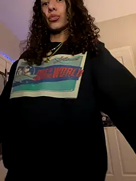 Snapshot of _Neeka_ chatting on 26, 10, 2025 Neeka online show from 26, 10, 2025