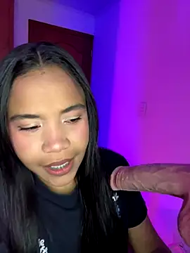 leila 22 online show from 6, 10, 2025