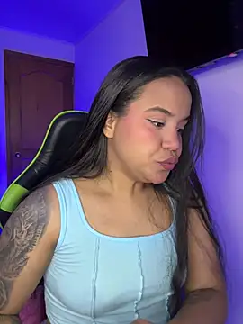 leila 22 online show from 4, 2, 2026