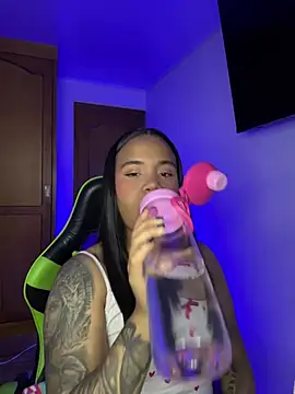 leila 22 online show from 23, 3, 2026