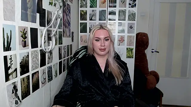 CapriScorpion online show from 2, 11, 2025