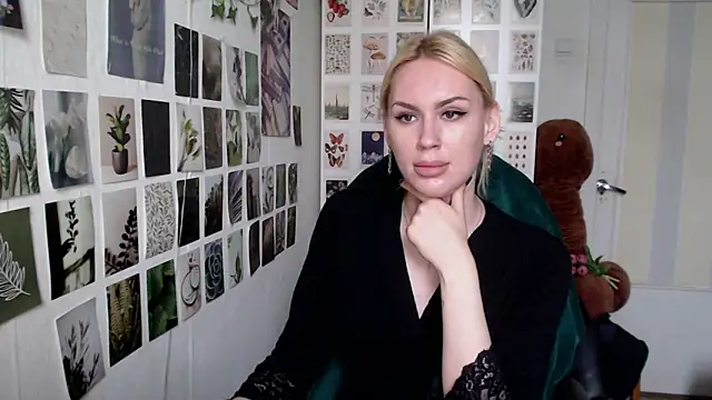 Snapshot of CapriScorpion chatting on 12, 5, 2026 CapriScorpion online show from 12, 5, 2026